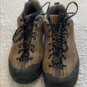 Patagonia hiking shoes